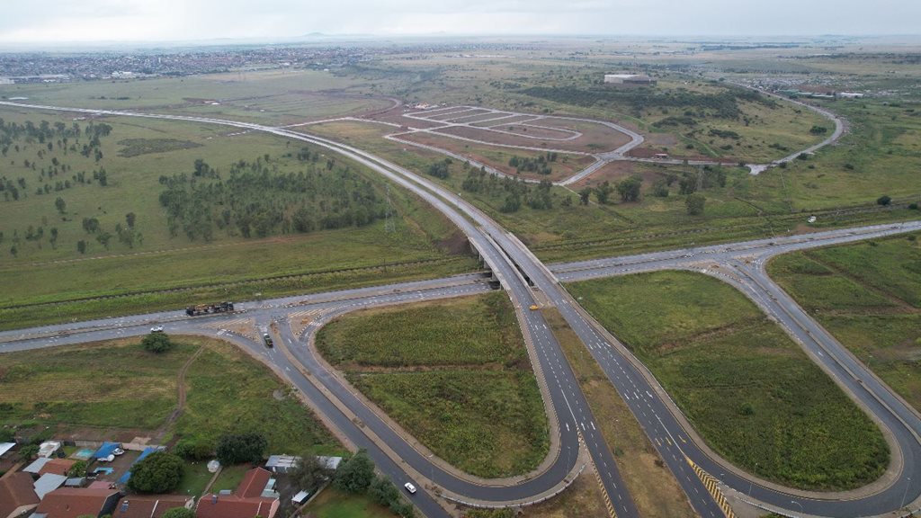 Roads and Bulk Earthworks